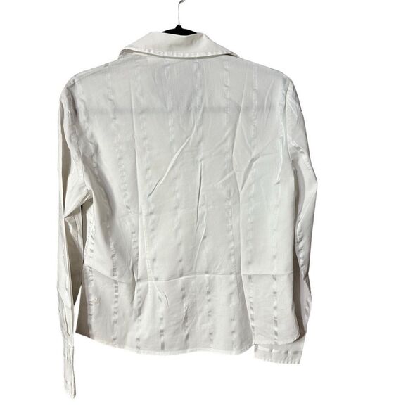 Worthington Women’s White Pinstripe Stretch Long Sleeve Dress Shirt Sz 6 - Picture 6 of 8